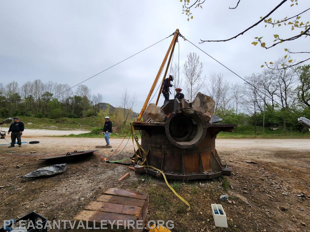 5/7/2022- Members from Pleasant valley and surrounding departments attended Mid Atlantic ATR rescue weekend training